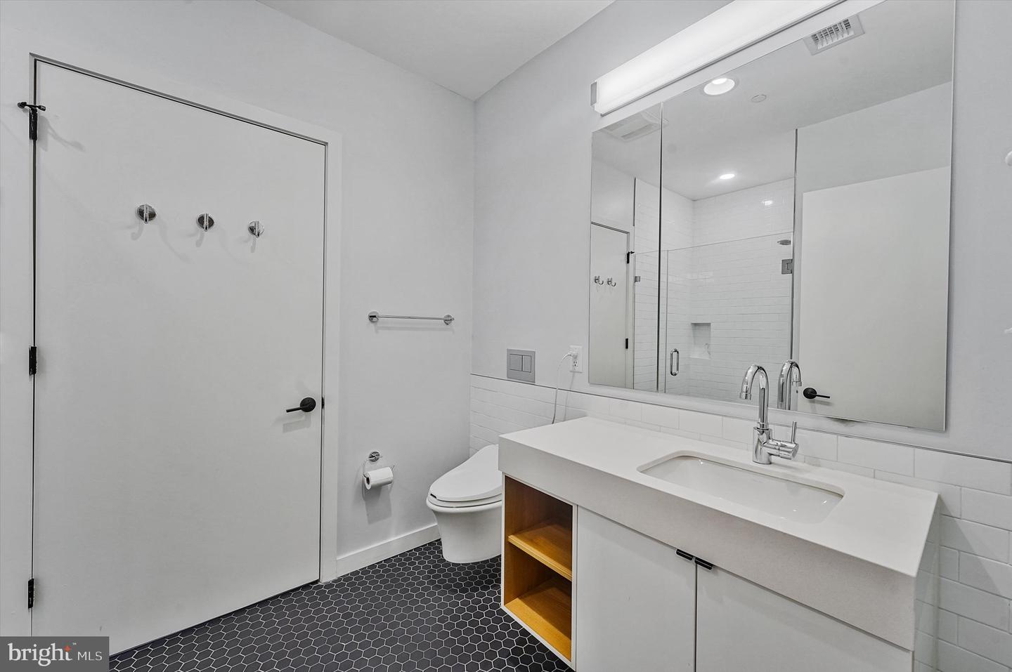 57 N N ST ST NW #125, WASHINGTON, District Of Columbia 20001, 2 Bedrooms Bedrooms, 4 Rooms Rooms,2 BathroomsBathrooms,Residential,For sale,57 N N ST ST NW #125,DCDC2233346 MLS # DCDC2233346