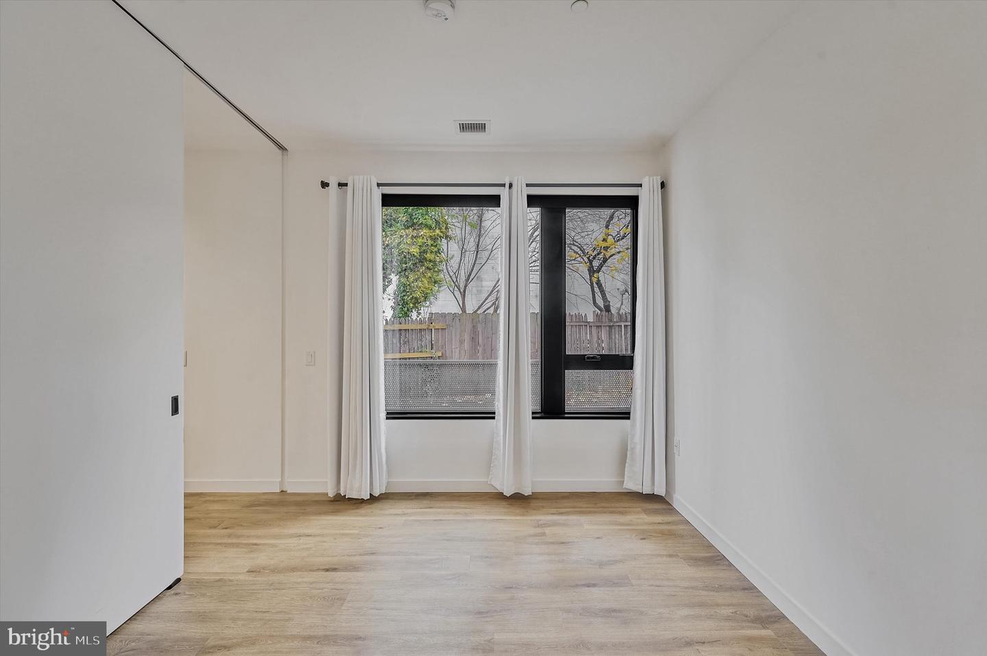 57 N N ST ST NW #125, WASHINGTON, District Of Columbia 20001, 2 Bedrooms Bedrooms, 4 Rooms Rooms,2 BathroomsBathrooms,Residential,For sale,57 N N ST ST NW #125,DCDC2233346 MLS # DCDC2233346