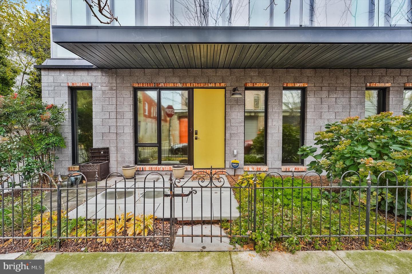 57 N N ST ST NW #125, WASHINGTON, District Of Columbia 20001, 2 Bedrooms Bedrooms, 4 Rooms Rooms,2 BathroomsBathrooms,Residential,For sale,57 N N ST ST NW #125,DCDC2233346 MLS # DCDC2233346