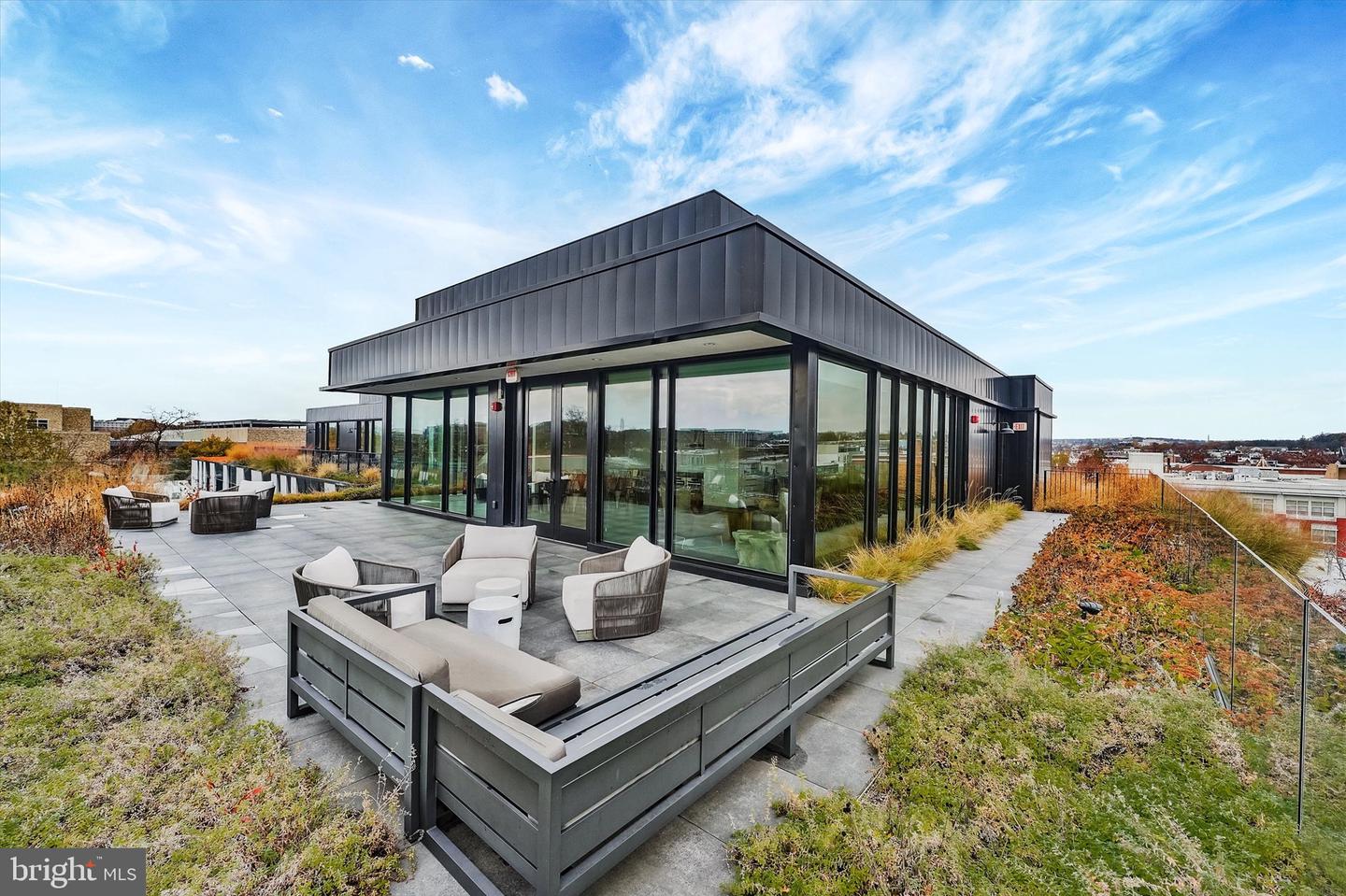 57 N N ST ST NW #125, WASHINGTON, District Of Columbia 20001, 2 Bedrooms Bedrooms, 4 Rooms Rooms,2 BathroomsBathrooms,Residential,For sale,57 N N ST ST NW #125,DCDC2233346 MLS # DCDC2233346