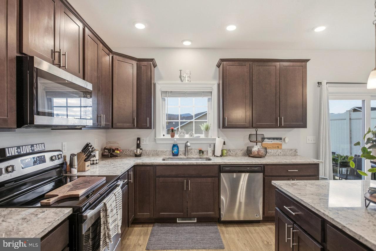 1079 BLUEMOON DR, ROCKINGHAM, Virginia 22801, 3 Bedrooms Bedrooms, ,2 BathroomsBathrooms,Residential,For sale,1079 BLUEMOON DR,VARO2002760 MLS # VARO2002760