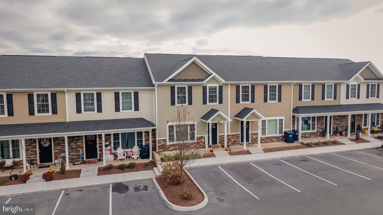 1079 BLUEMOON DR, ROCKINGHAM, Virginia 22801, 3 Bedrooms Bedrooms, ,2 BathroomsBathrooms,Residential,For sale,1079 BLUEMOON DR,VARO2002760 MLS # VARO2002760