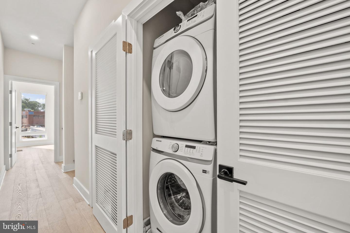 1923 CAPITOL AVE NE #2, WASHINGTON, District Of Columbia 20002, 3 Bedrooms Bedrooms, ,3 BathroomsBathrooms,Residential,For sale,1923 CAPITOL AVE NE #2,DCDC2233426 MLS # DCDC2233426