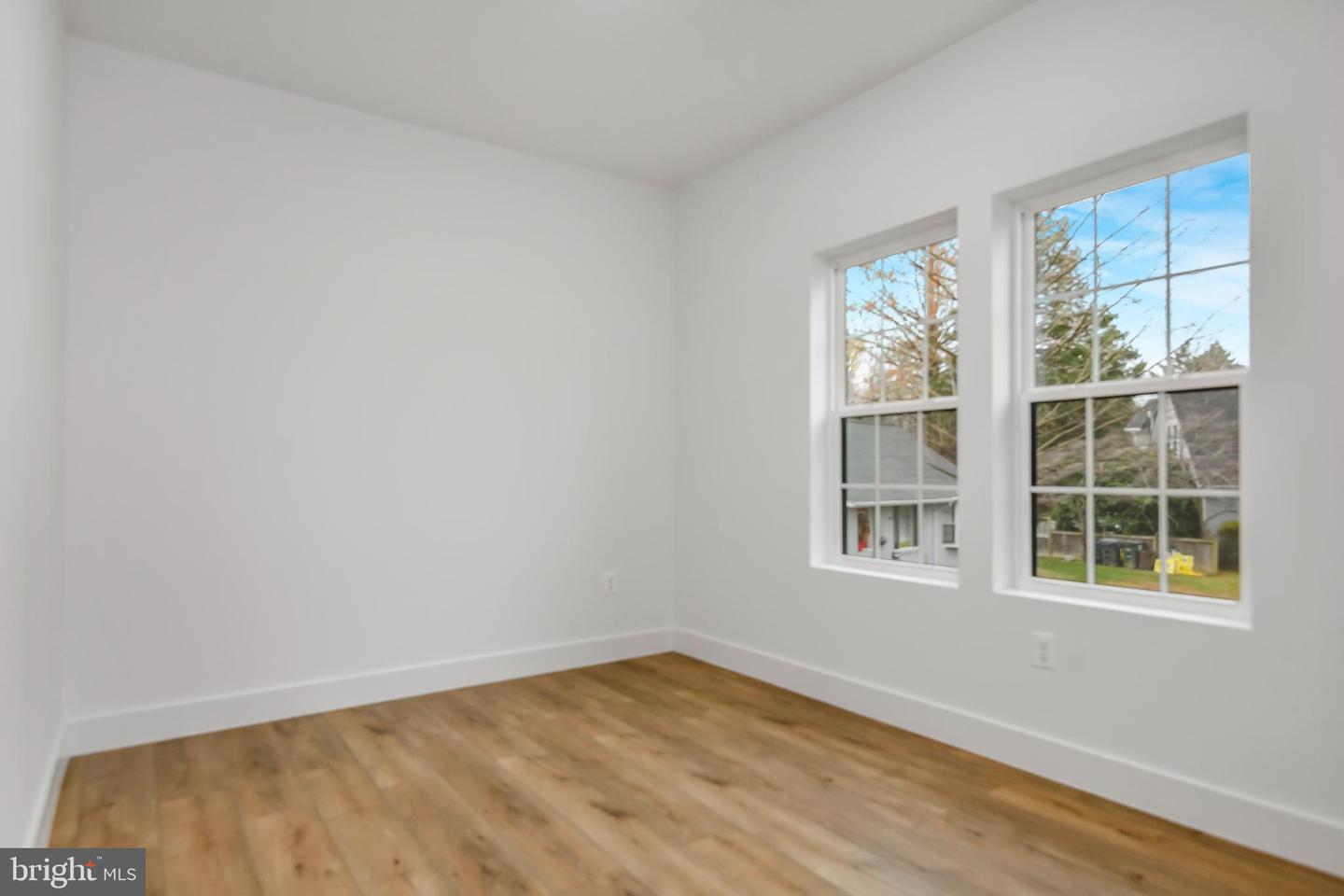 608 LAURA DR, FALLS CHURCH, Virginia 22046, 5 Bedrooms Bedrooms, ,3 BathroomsBathrooms,Residential,For sale,608 LAURA DR,VAFA2003484 MLS # VAFA2003484