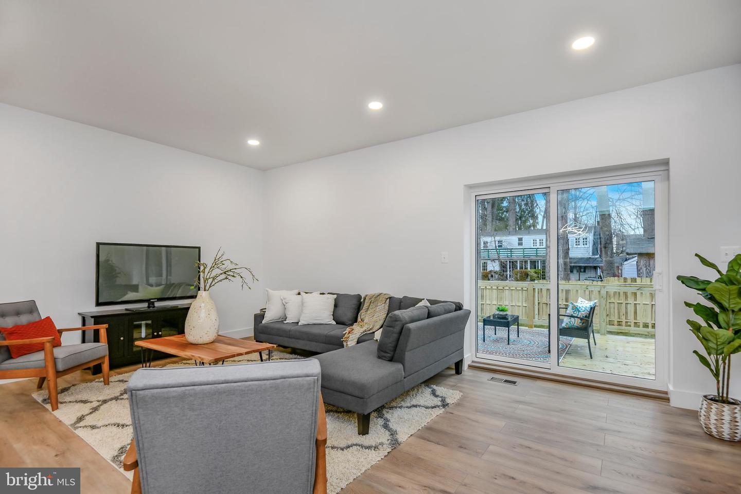 608 LAURA DR, FALLS CHURCH, Virginia 22046, 5 Bedrooms Bedrooms, ,3 BathroomsBathrooms,Residential,For sale,608 LAURA DR,VAFA2003484 MLS # VAFA2003484