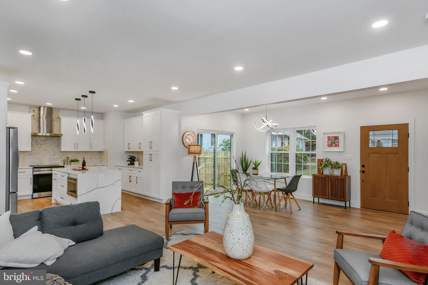 608 LAURA DR, FALLS CHURCH, Virginia 22046, 5 Bedrooms Bedrooms, ,3 BathroomsBathrooms,Residential,For sale,608 LAURA DR,VAFA2003484 MLS # VAFA2003484