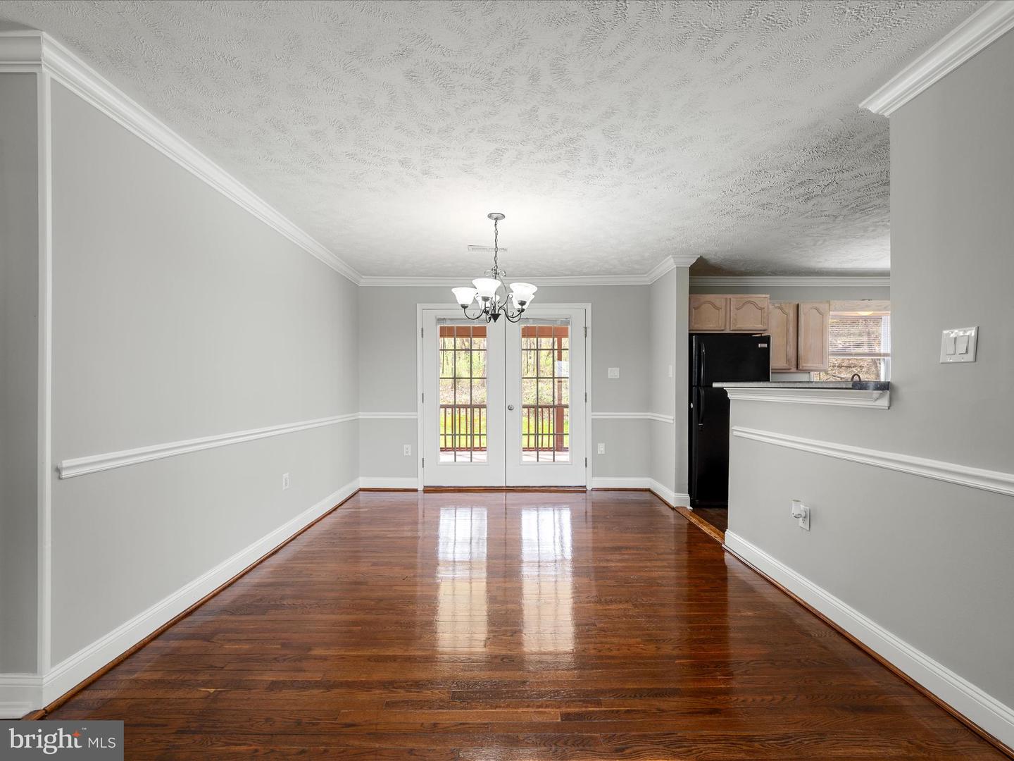 6075 STRASBURG RD, STRASBURG, Virginia 22657, 4 Bedrooms Bedrooms, ,2 BathroomsBathrooms,Residential,For sale,6075 STRASBURG RD,VAWR2010548 MLS # VAWR2010548