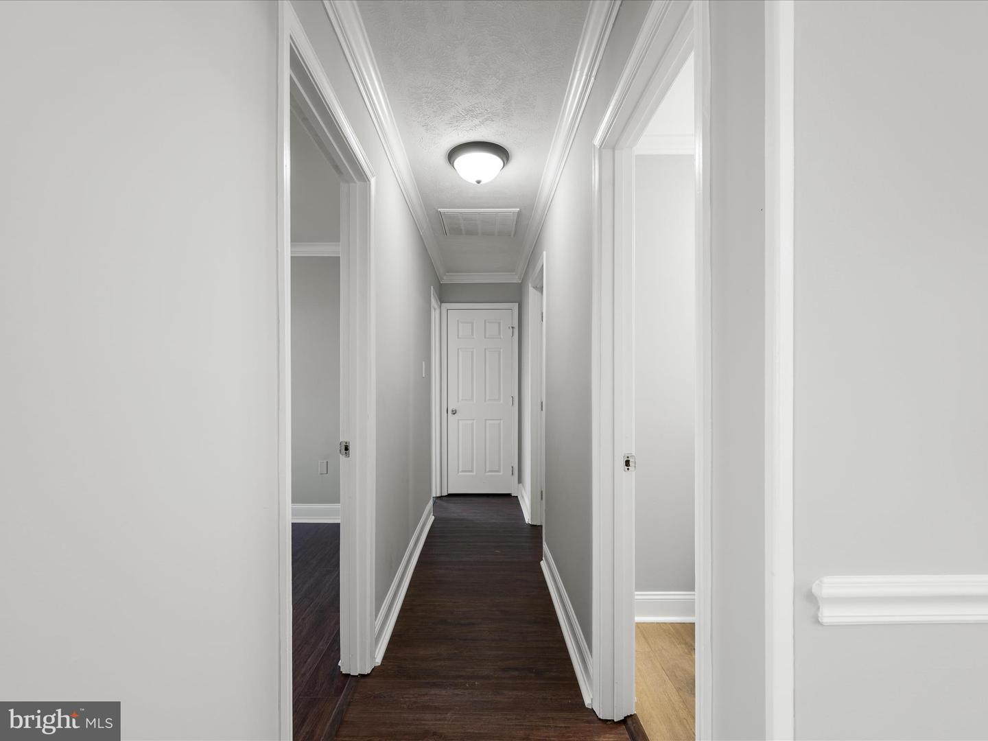 6075 STRASBURG RD, STRASBURG, Virginia 22657, 4 Bedrooms Bedrooms, ,2 BathroomsBathrooms,Residential,For sale,6075 STRASBURG RD,VAWR2010548 MLS # VAWR2010548