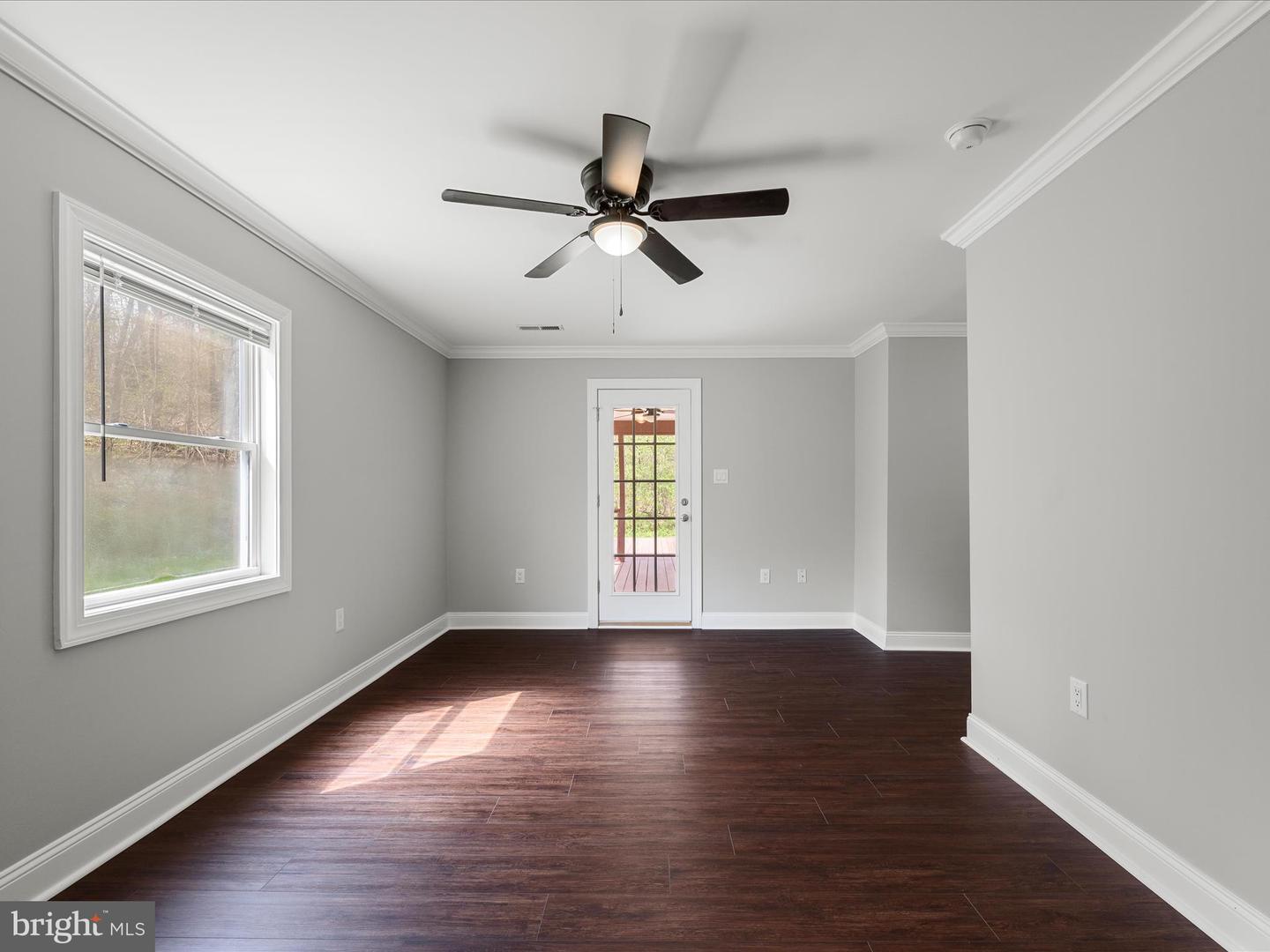 6075 STRASBURG RD, STRASBURG, Virginia 22657, 4 Bedrooms Bedrooms, ,2 BathroomsBathrooms,Residential,For sale,6075 STRASBURG RD,VAWR2010548 MLS # VAWR2010548