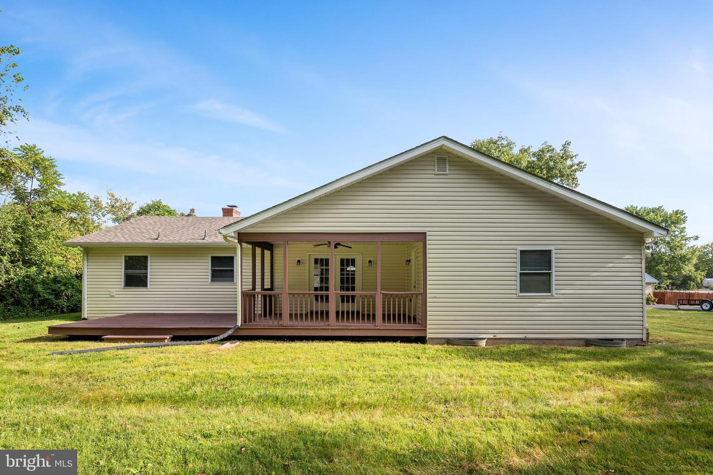 6075 STRASBURG RD, STRASBURG, Virginia 22657, 4 Bedrooms Bedrooms, ,2 BathroomsBathrooms,Residential,For sale,6075 STRASBURG RD,VAWR2010548 MLS # VAWR2010548