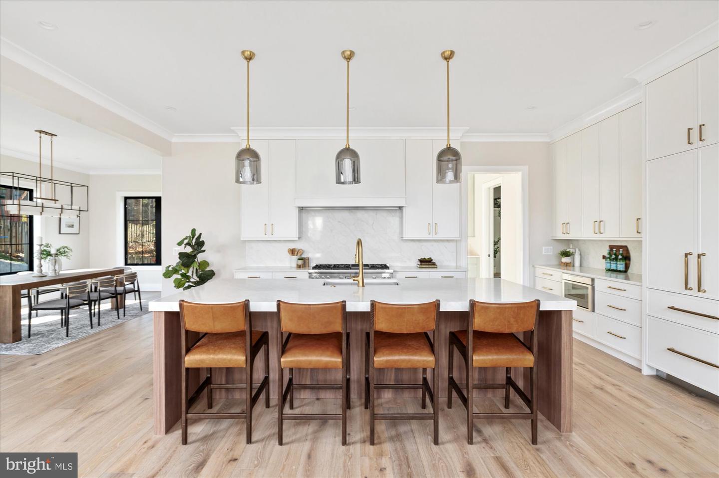 2929 N GREENCASTLE ST, ARLINGTON, Virginia 22207, 6 Bedrooms Bedrooms, ,6 BathroomsBathrooms,Residential,For sale,2929 N GREENCASTLE ST,VAAR2055410 MLS # VAAR2055410