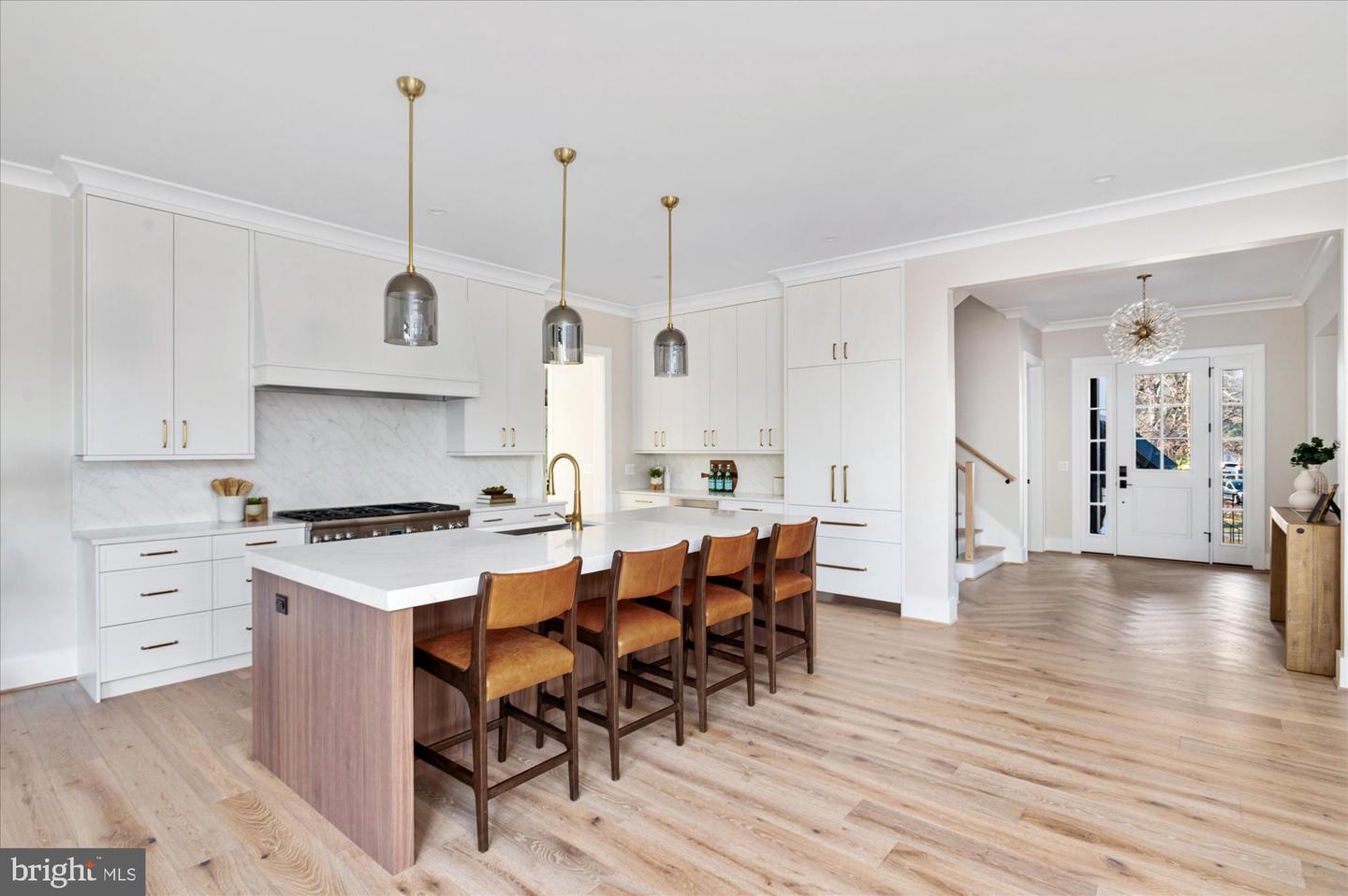 2929 N GREENCASTLE ST, ARLINGTON, Virginia 22207, 6 Bedrooms Bedrooms, ,6 BathroomsBathrooms,Residential,For sale,2929 N GREENCASTLE ST,VAAR2055410 MLS # VAAR2055410