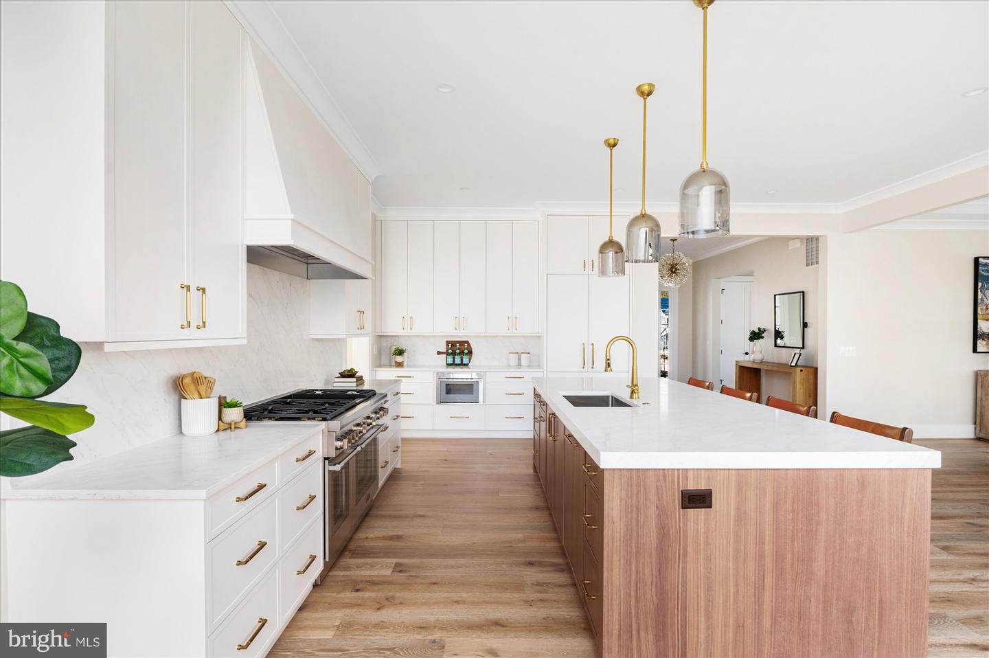 2929 N GREENCASTLE ST, ARLINGTON, Virginia 22207, 6 Bedrooms Bedrooms, ,6 BathroomsBathrooms,Residential,For sale,2929 N GREENCASTLE ST,VAAR2055410 MLS # VAAR2055410