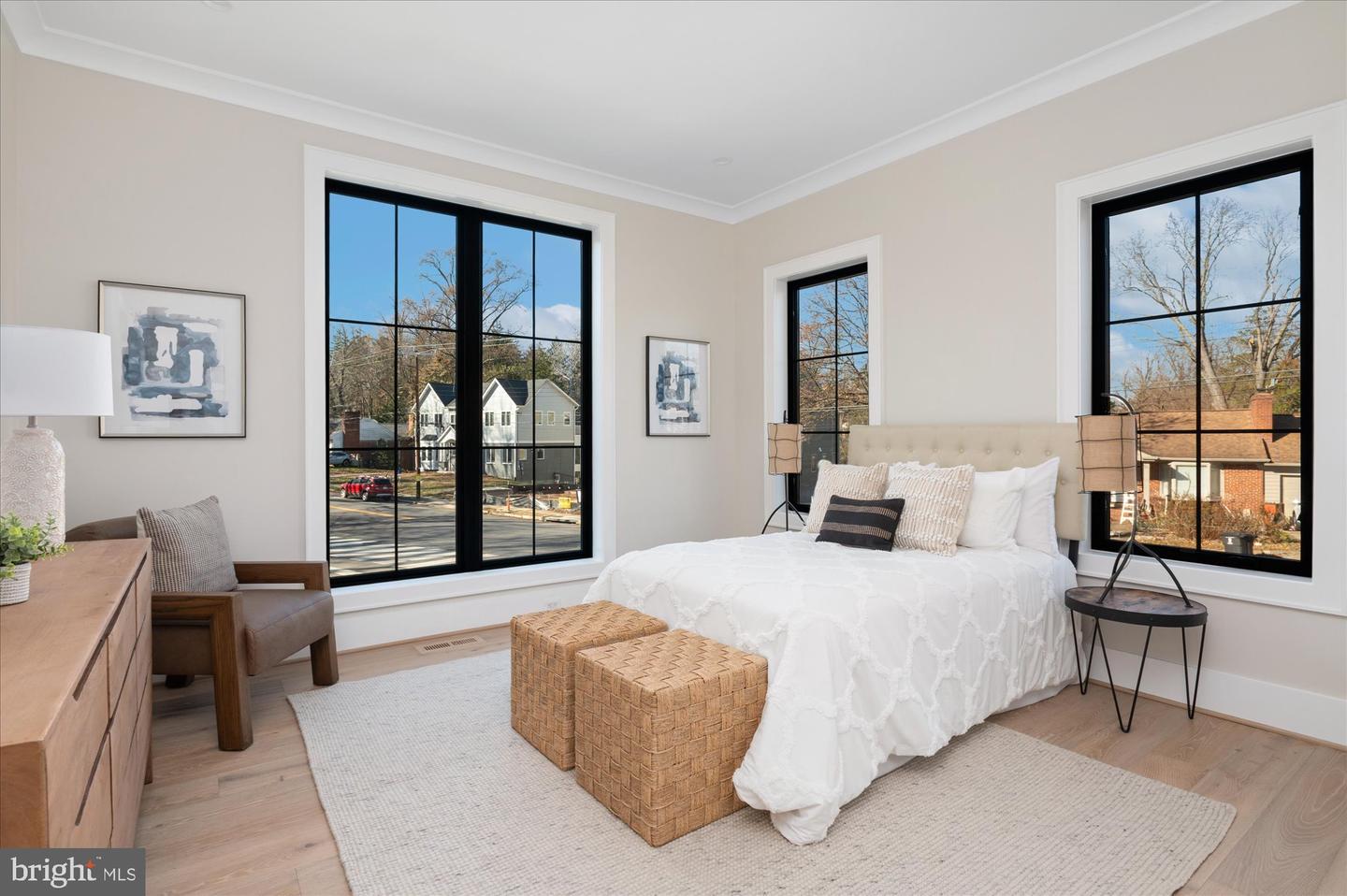 2929 N GREENCASTLE ST, ARLINGTON, Virginia 22207, 6 Bedrooms Bedrooms, ,6 BathroomsBathrooms,Residential,For sale,2929 N GREENCASTLE ST,VAAR2055410 MLS # VAAR2055410