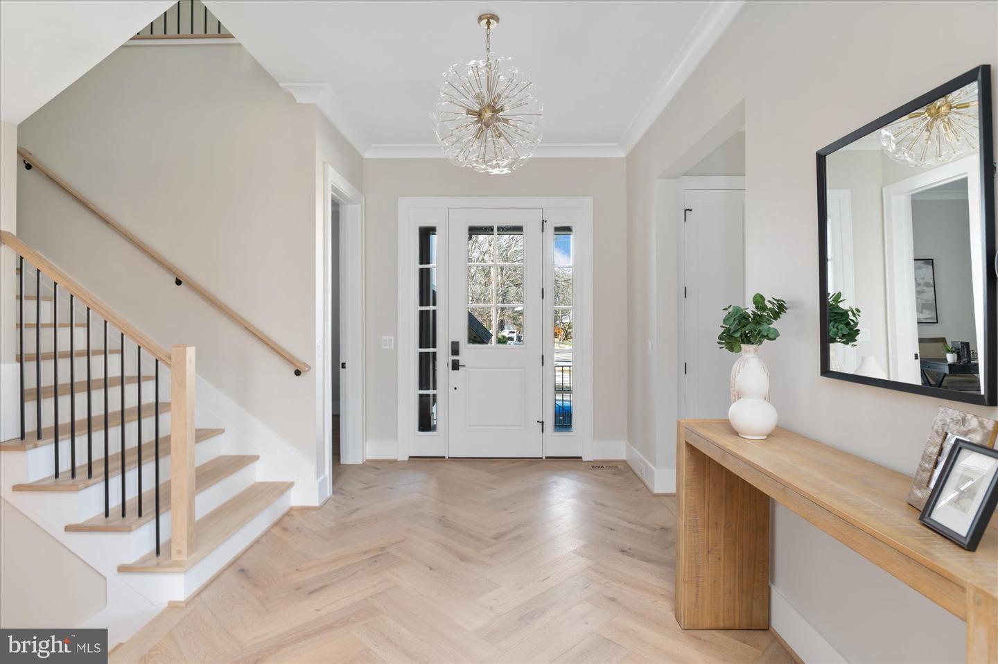 2929 N GREENCASTLE ST, ARLINGTON, Virginia 22207, 6 Bedrooms Bedrooms, ,6 BathroomsBathrooms,Residential,For sale,2929 N GREENCASTLE ST,VAAR2055410 MLS # VAAR2055410