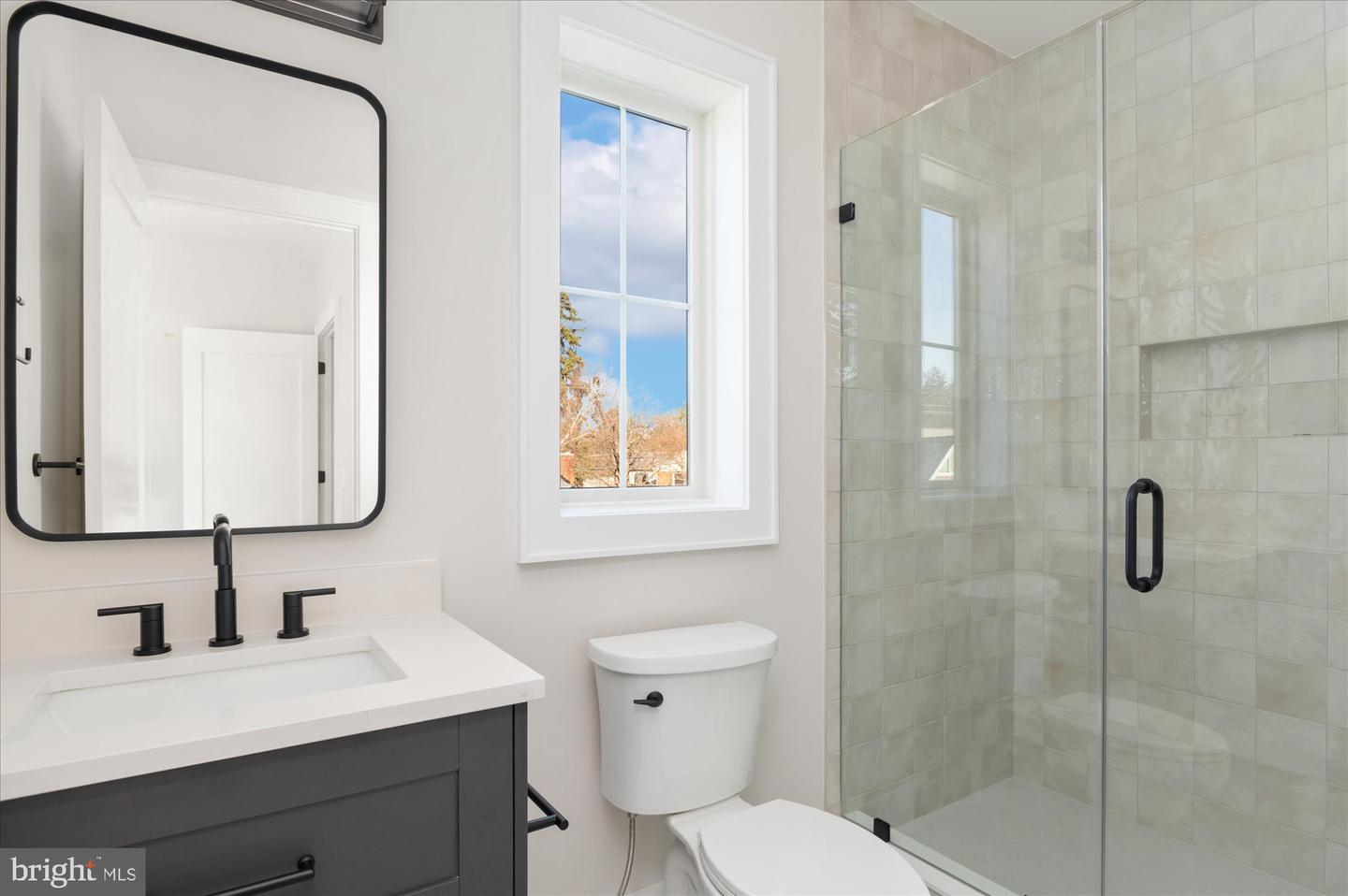 2929 N GREENCASTLE ST, ARLINGTON, Virginia 22207, 6 Bedrooms Bedrooms, ,6 BathroomsBathrooms,Residential,For sale,2929 N GREENCASTLE ST,VAAR2055410 MLS # VAAR2055410