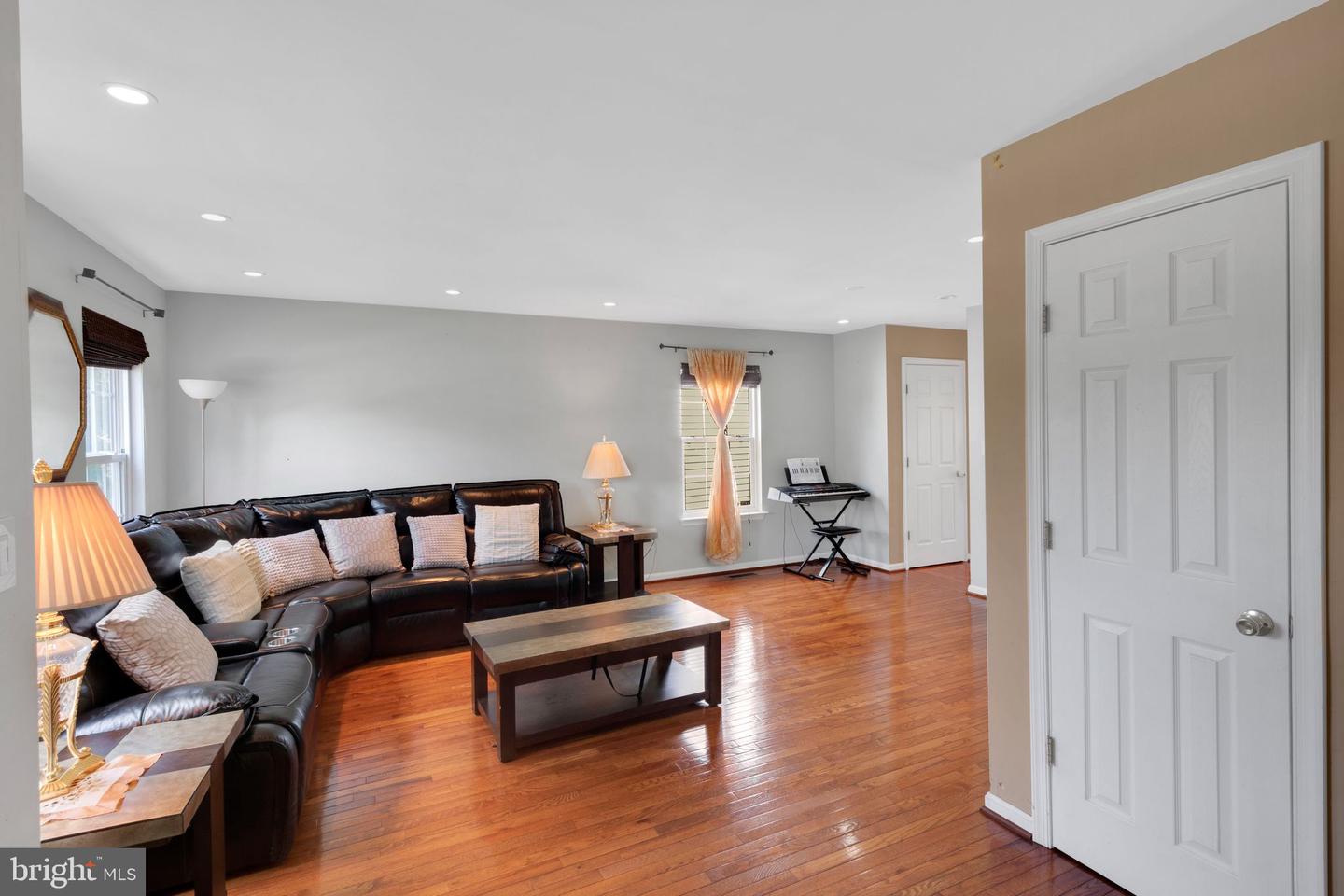 937 LAKEWOOD CIR, CULPEPER, Virginia 22701, 4 Bedrooms Bedrooms, ,2 BathroomsBathrooms,Residential,For sale,937 LAKEWOOD CIR,VACU2010898 MLS # VACU2010898