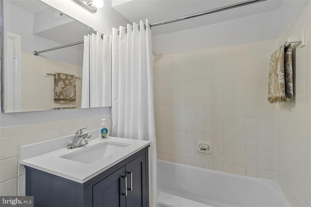 3420 39TH ST NW #C705, WASHINGTON, District Of Columbia 20016, 1 Bedroom Bedrooms, ,1 BathroomBathrooms,Residential,For sale,3420 39TH ST NW #C705,DCDC2213684 MLS # DCDC2213684 3420 39TH ST NW #C705, WASHINGTON, District Of Columbia 20016, 1 Bedroom Bedrooms, ,1 BathroomBathrooms,Residential,For sale,3420 39TH ST NW #C705,DCDC2213684 MLS # DCDC2213684