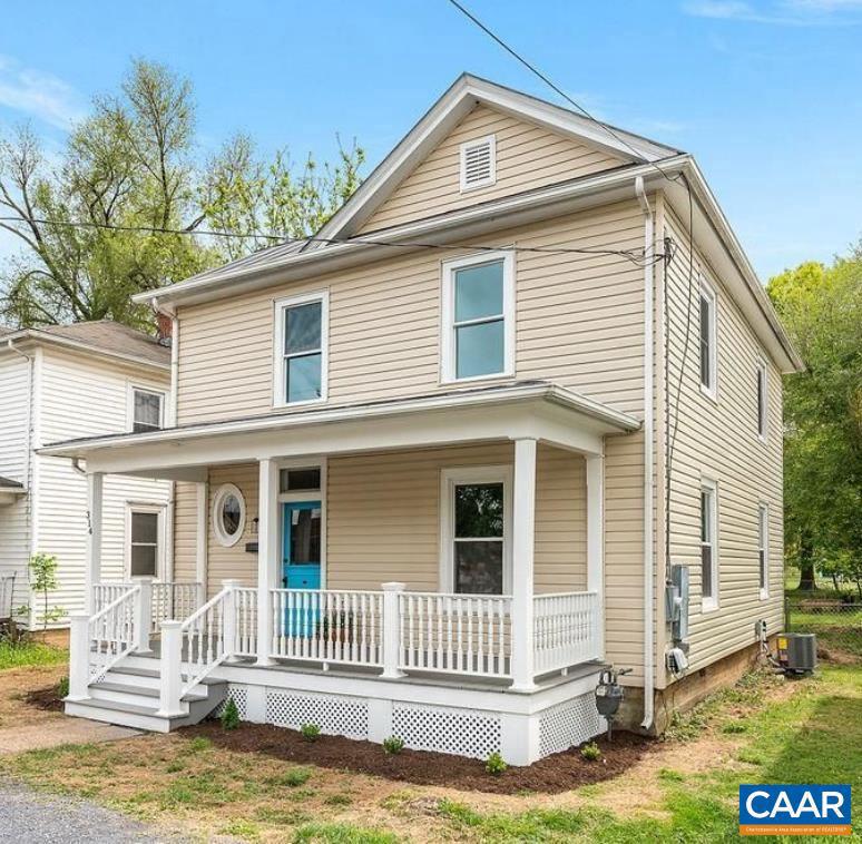 314 W 13TH ST, WAYNESBORO, Virginia 22980, 3 Bedrooms Bedrooms, ,2 BathroomsBathrooms,Residential,For sale,314 W 13TH ST,668213 MLS # 668213