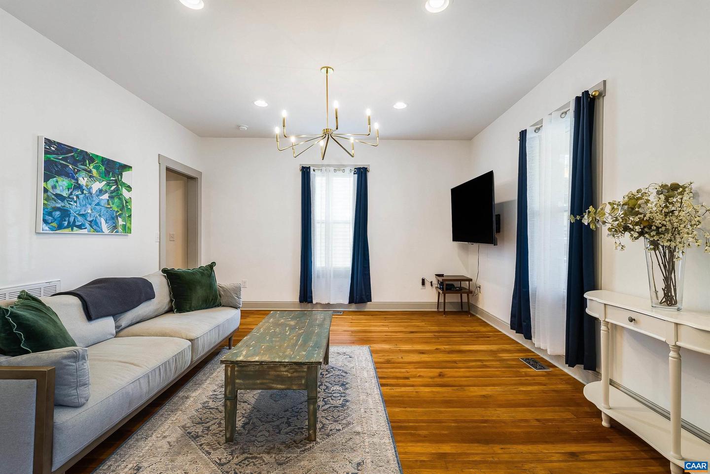 314 W 13TH ST, WAYNESBORO, Virginia 22980, 3 Bedrooms Bedrooms, ,2 BathroomsBathrooms,Residential,For sale,314 W 13TH ST,668213 MLS # 668213