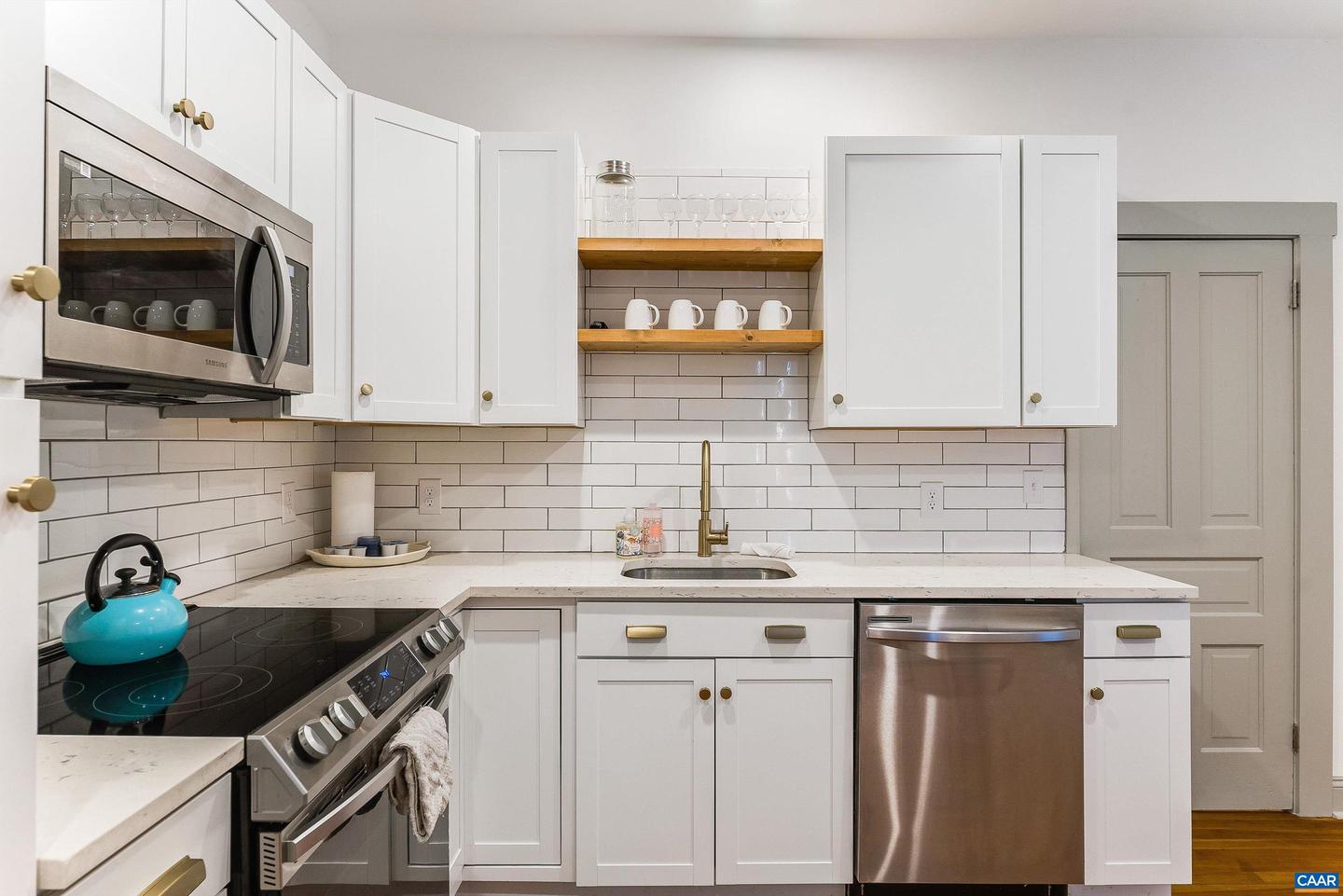 314 W 13TH ST, WAYNESBORO, Virginia 22980, 3 Bedrooms Bedrooms, ,2 BathroomsBathrooms,Residential,For sale,314 W 13TH ST,668213 MLS # 668213