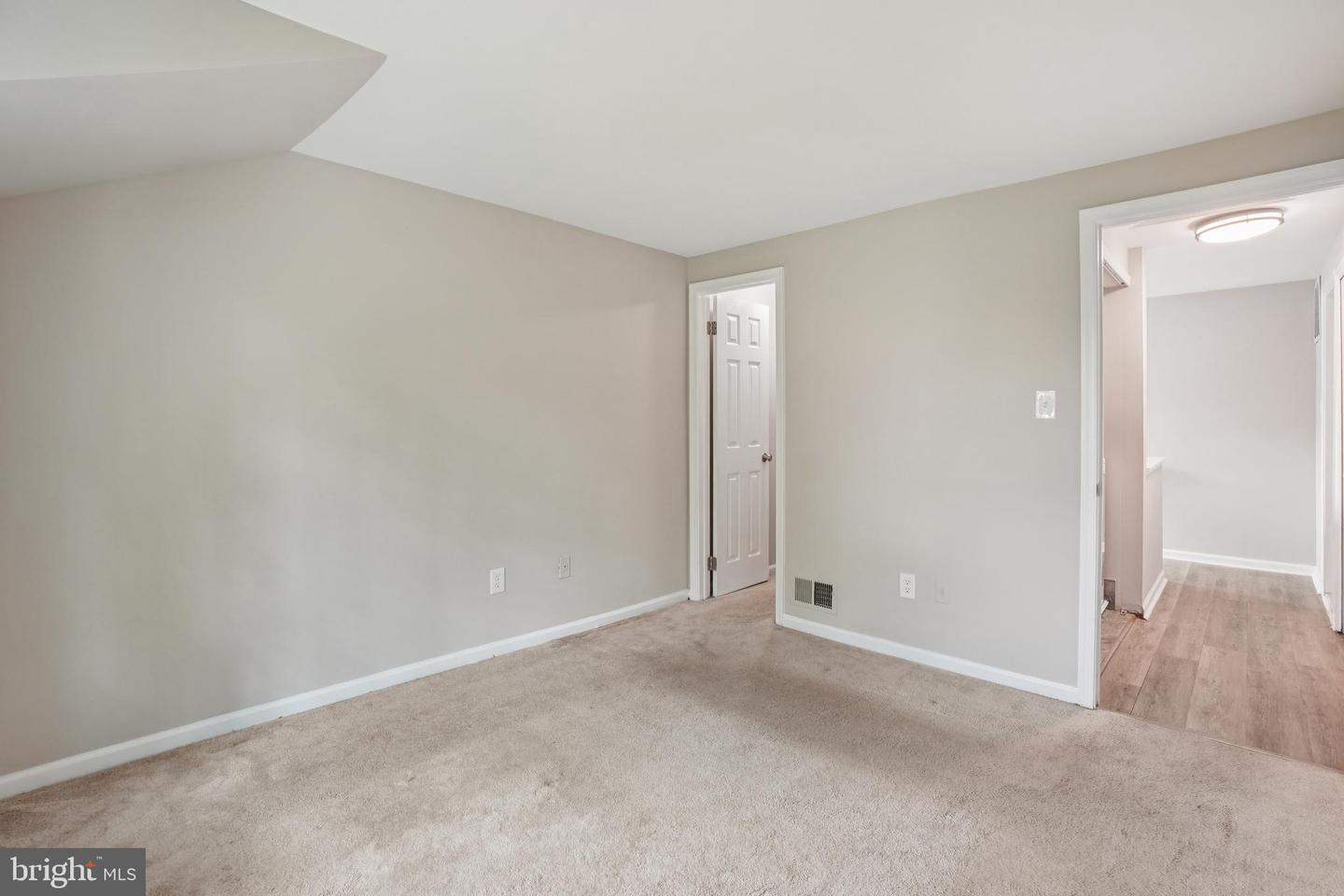 6012 HAVENER HOUSE WAY, CENTREVILLE, Virginia 20120, 2 Bedrooms Bedrooms, ,1 BathroomBathrooms,Residential,For sale,6012 HAVENER HOUSE WAY,VAFX2265356 MLS # VAFX2265356 6012 HAVENER HOUSE WAY, CENTREVILLE, Virginia 20120, 2 Bedrooms Bedrooms, ,1 BathroomBathrooms,Residential,For sale,6012 HAVENER HOUSE WAY,VAFX2265356 MLS # VAFX2265356