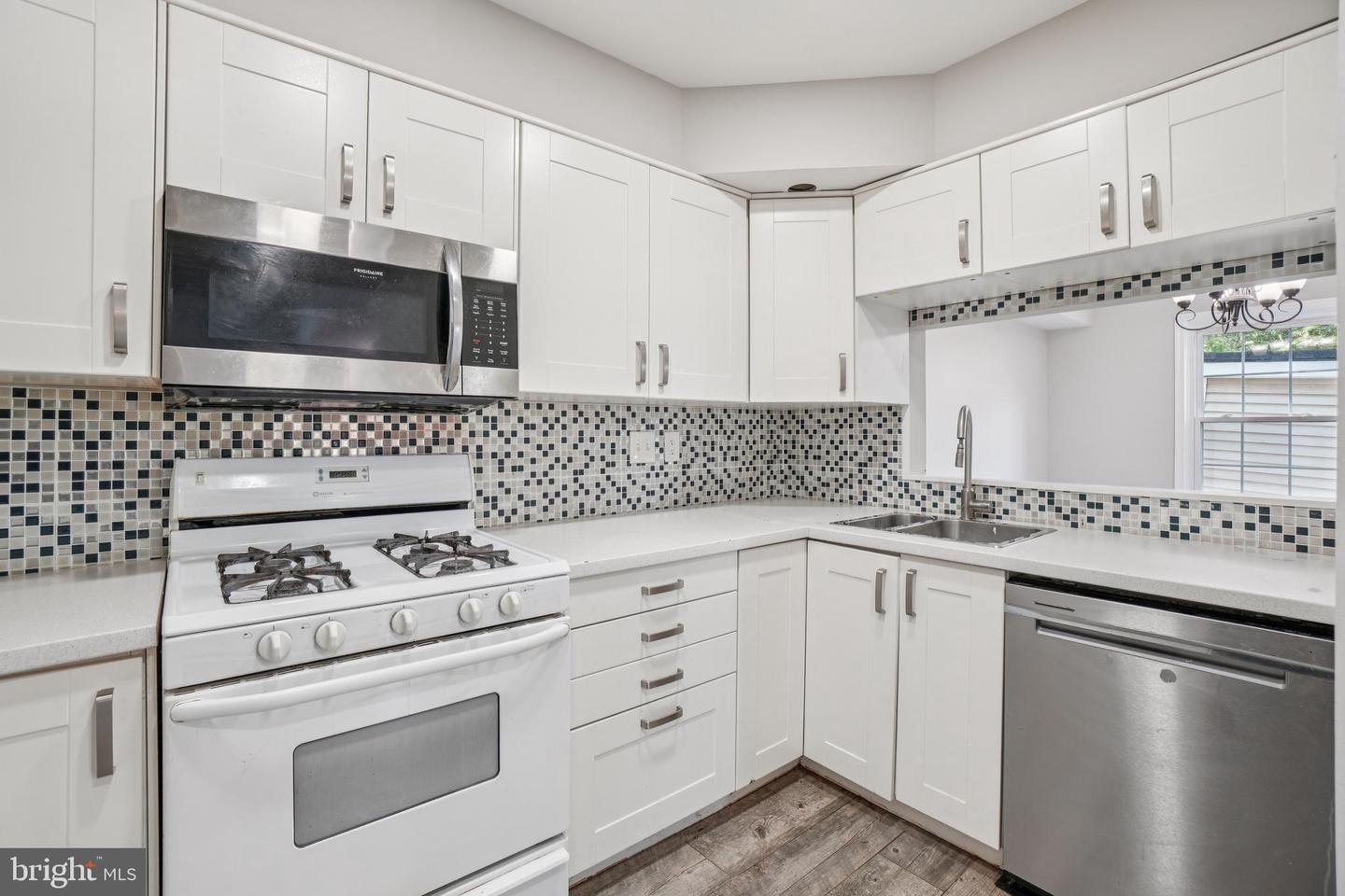 6012 HAVENER HOUSE WAY, CENTREVILLE, Virginia 20120, 2 Bedrooms Bedrooms, ,1 BathroomBathrooms,Residential,For sale,6012 HAVENER HOUSE WAY,VAFX2265356 MLS # VAFX2265356 6012 HAVENER HOUSE WAY, CENTREVILLE, Virginia 20120, 2 Bedrooms Bedrooms, ,1 BathroomBathrooms,Residential,For sale,6012 HAVENER HOUSE WAY,VAFX2265356 MLS # VAFX2265356