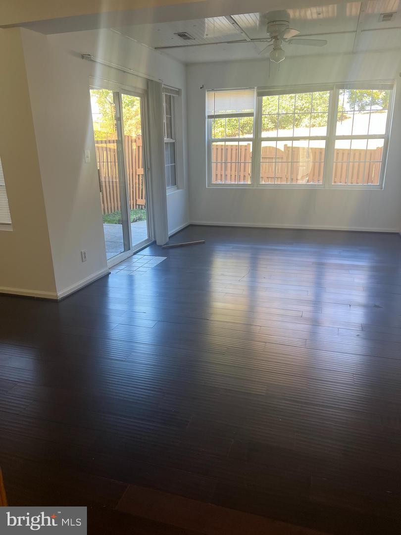 9418 BLACK HAWK CT, MANASSAS PARK, Virginia 20111, 3 Bedrooms Bedrooms, ,2 BathroomsBathrooms,Residential,For sale,9418 BLACK HAWK CT,VAMP2003348 MLS # VAMP2003348 9418 BLACK HAWK CT, MANASSAS PARK, Virginia 20111, 3 Bedrooms Bedrooms, ,2 BathroomsBathrooms,Residential,For sale,9418 BLACK HAWK CT,VAMP2003348 MLS # VAMP2003348