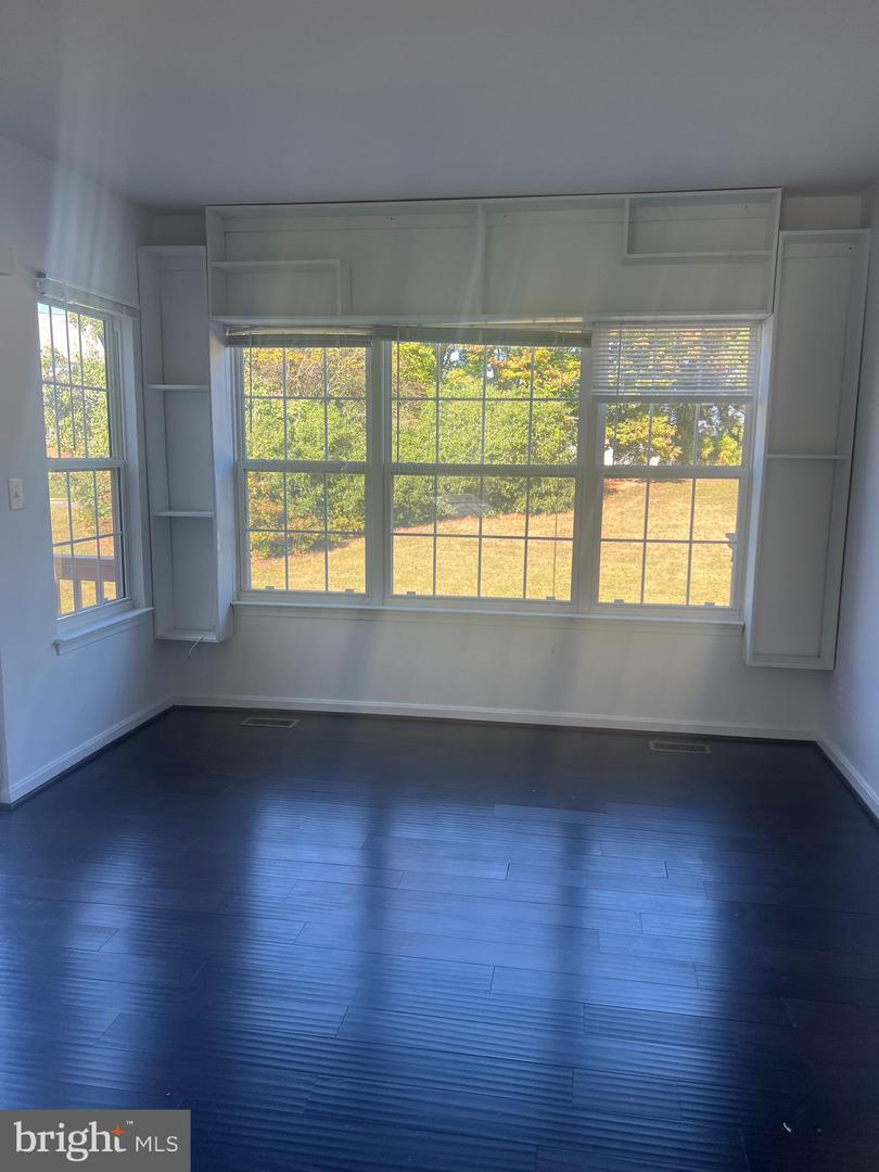 9418 BLACK HAWK CT, MANASSAS PARK, Virginia 20111, 3 Bedrooms Bedrooms, ,2 BathroomsBathrooms,Residential,For sale,9418 BLACK HAWK CT,VAMP2003348 MLS # VAMP2003348 9418 BLACK HAWK CT, MANASSAS PARK, Virginia 20111, 3 Bedrooms Bedrooms, ,2 BathroomsBathrooms,Residential,For sale,9418 BLACK HAWK CT,VAMP2003348 MLS # VAMP2003348