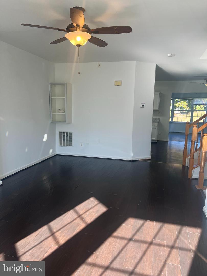 9418 BLACK HAWK CT, MANASSAS PARK, Virginia 20111, 3 Bedrooms Bedrooms, ,2 BathroomsBathrooms,Residential,For sale,9418 BLACK HAWK CT,VAMP2003348 MLS # VAMP2003348 9418 BLACK HAWK CT, MANASSAS PARK, Virginia 20111, 3 Bedrooms Bedrooms, ,2 BathroomsBathrooms,Residential,For sale,9418 BLACK HAWK CT,VAMP2003348 MLS # VAMP2003348