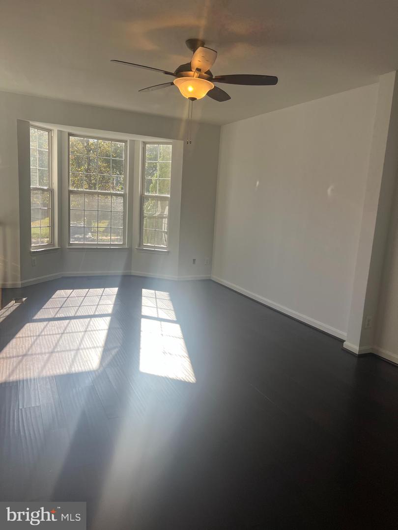 9418 BLACK HAWK CT, MANASSAS PARK, Virginia 20111, 3 Bedrooms Bedrooms, ,2 BathroomsBathrooms,Residential,For sale,9418 BLACK HAWK CT,VAMP2003348 MLS # VAMP2003348 9418 BLACK HAWK CT, MANASSAS PARK, Virginia 20111, 3 Bedrooms Bedrooms, ,2 BathroomsBathrooms,Residential,For sale,9418 BLACK HAWK CT,VAMP2003348 MLS # VAMP2003348