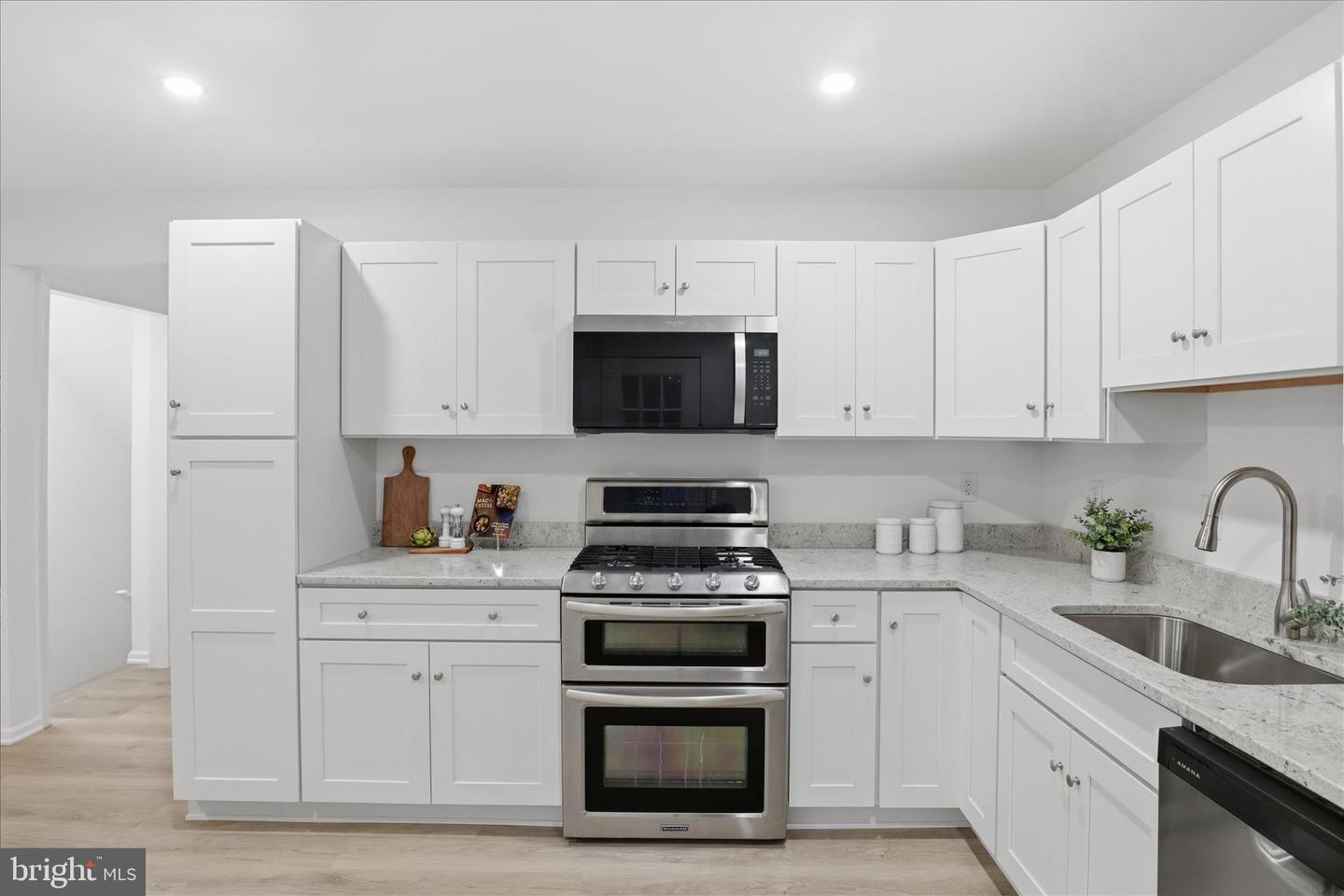 1858 HEATHER GLEN CT, WOODBRIDGE, Virginia 22191, 4 Bedrooms Bedrooms, ,3 BathroomsBathrooms,Residential,For sale,1858 HEATHER GLEN CT,VAPW2106786 MLS # VAPW2106786 1858 HEATHER GLEN CT, WOODBRIDGE, Virginia 22191, 4 Bedrooms Bedrooms, ,3 BathroomsBathrooms,Residential,For sale,1858 HEATHER GLEN CT,VAPW2106786 MLS # VAPW2106786