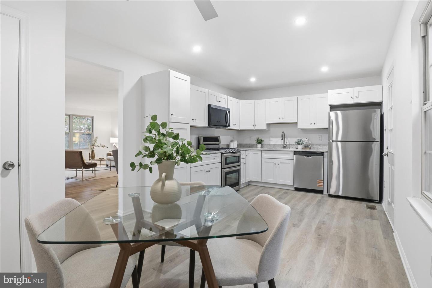 1858 HEATHER GLEN CT, WOODBRIDGE, Virginia 22191, 4 Bedrooms Bedrooms, ,3 BathroomsBathrooms,Residential,For sale,1858 HEATHER GLEN CT,VAPW2106786 MLS # VAPW2106786 1858 HEATHER GLEN CT, WOODBRIDGE, Virginia 22191, 4 Bedrooms Bedrooms, ,3 BathroomsBathrooms,Residential,For sale,1858 HEATHER GLEN CT,VAPW2106786 MLS # VAPW2106786