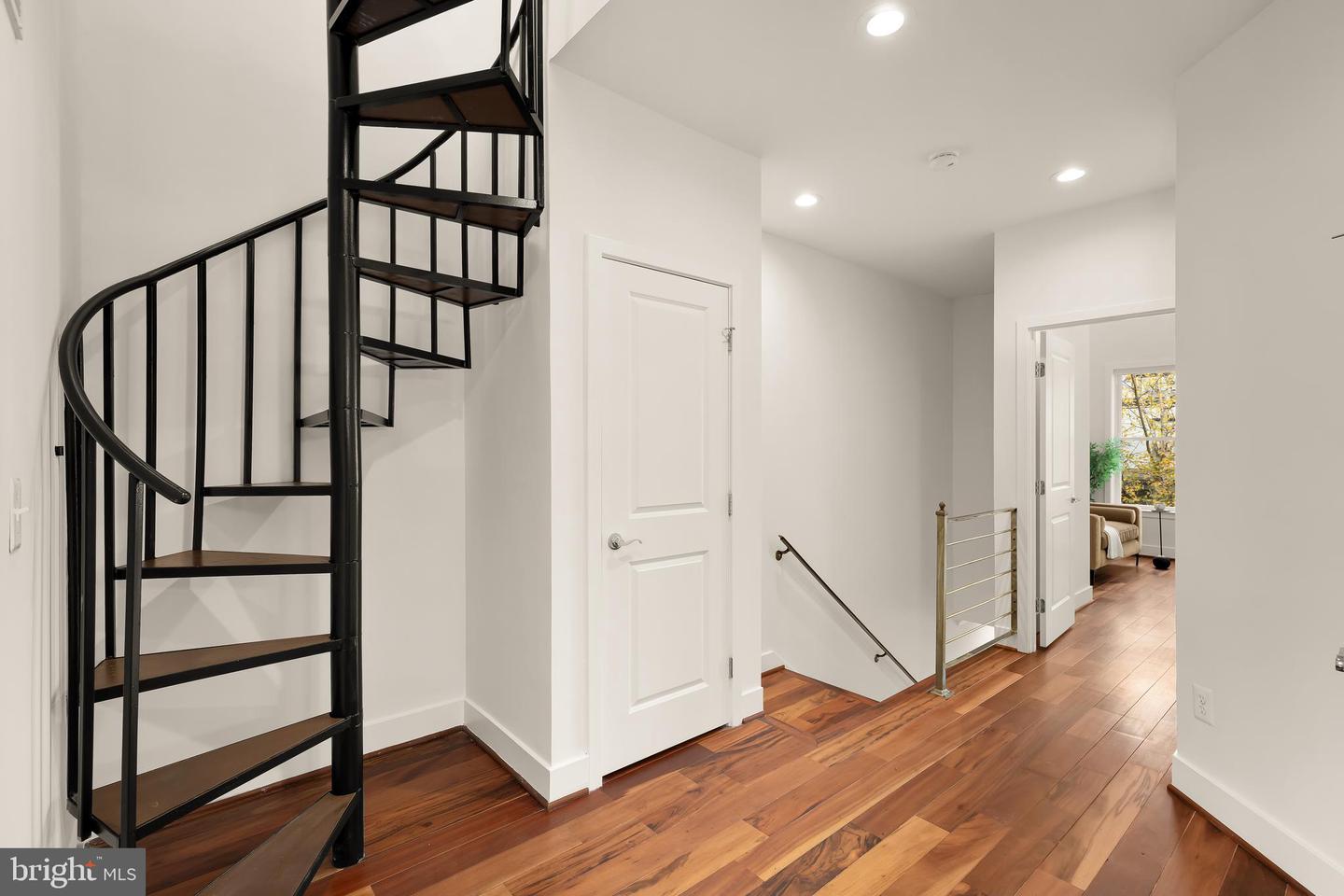 1350 PERRY PL NW, WASHINGTON, District Of Columbia 20010, 5 Bedrooms Bedrooms, ,4 BathroomsBathrooms,Residential,For sale,1350 PERRY PL NW,DCDC2229334 MLS # DCDC2229334