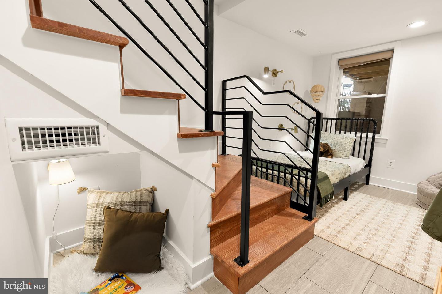 1350 PERRY PL NW, WASHINGTON, District Of Columbia 20010, 5 Bedrooms Bedrooms, ,4 BathroomsBathrooms,Residential,For sale,1350 PERRY PL NW,DCDC2229334 MLS # DCDC2229334