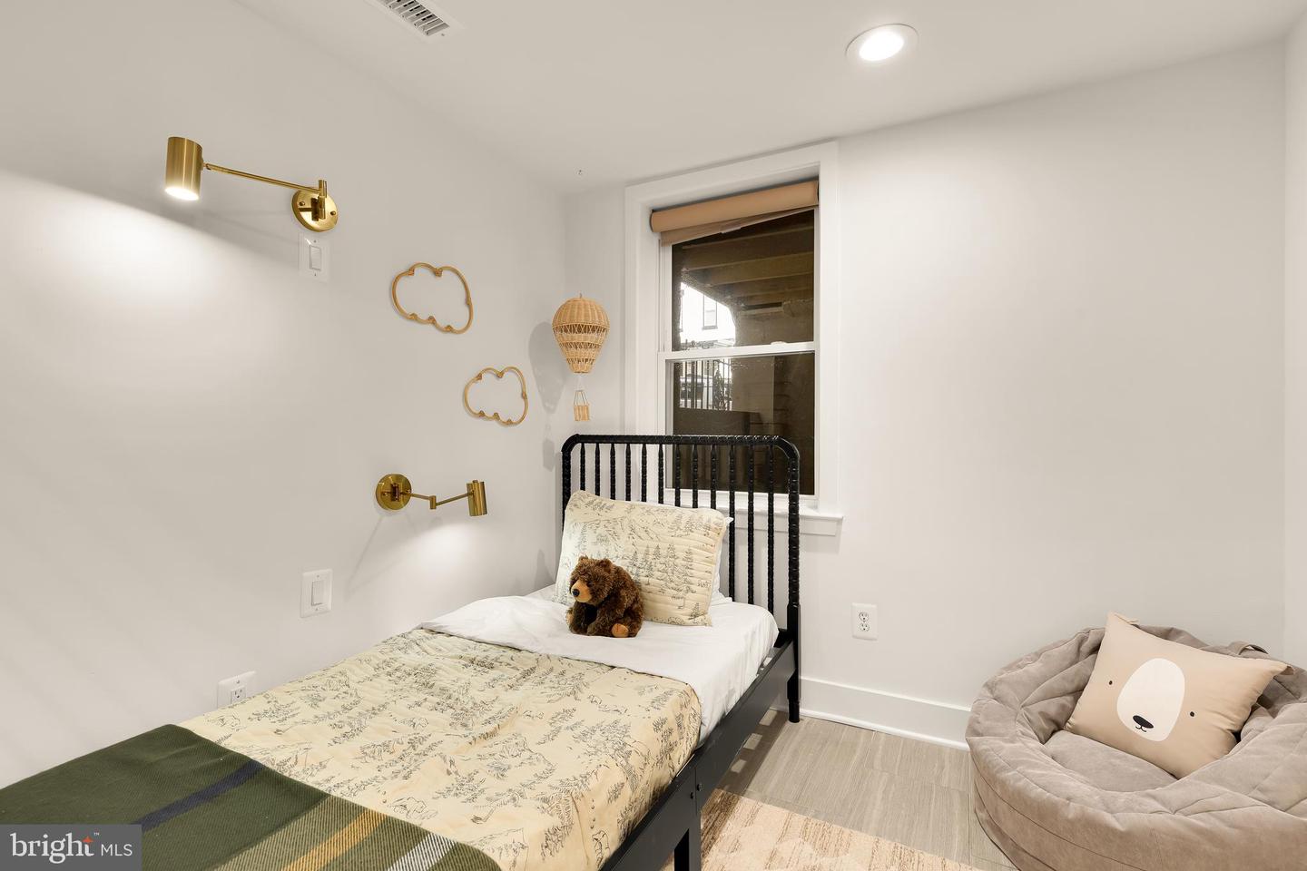 1350 PERRY PL NW, WASHINGTON, District Of Columbia 20010, 5 Bedrooms Bedrooms, ,4 BathroomsBathrooms,Residential,For sale,1350 PERRY PL NW,DCDC2229334 MLS # DCDC2229334