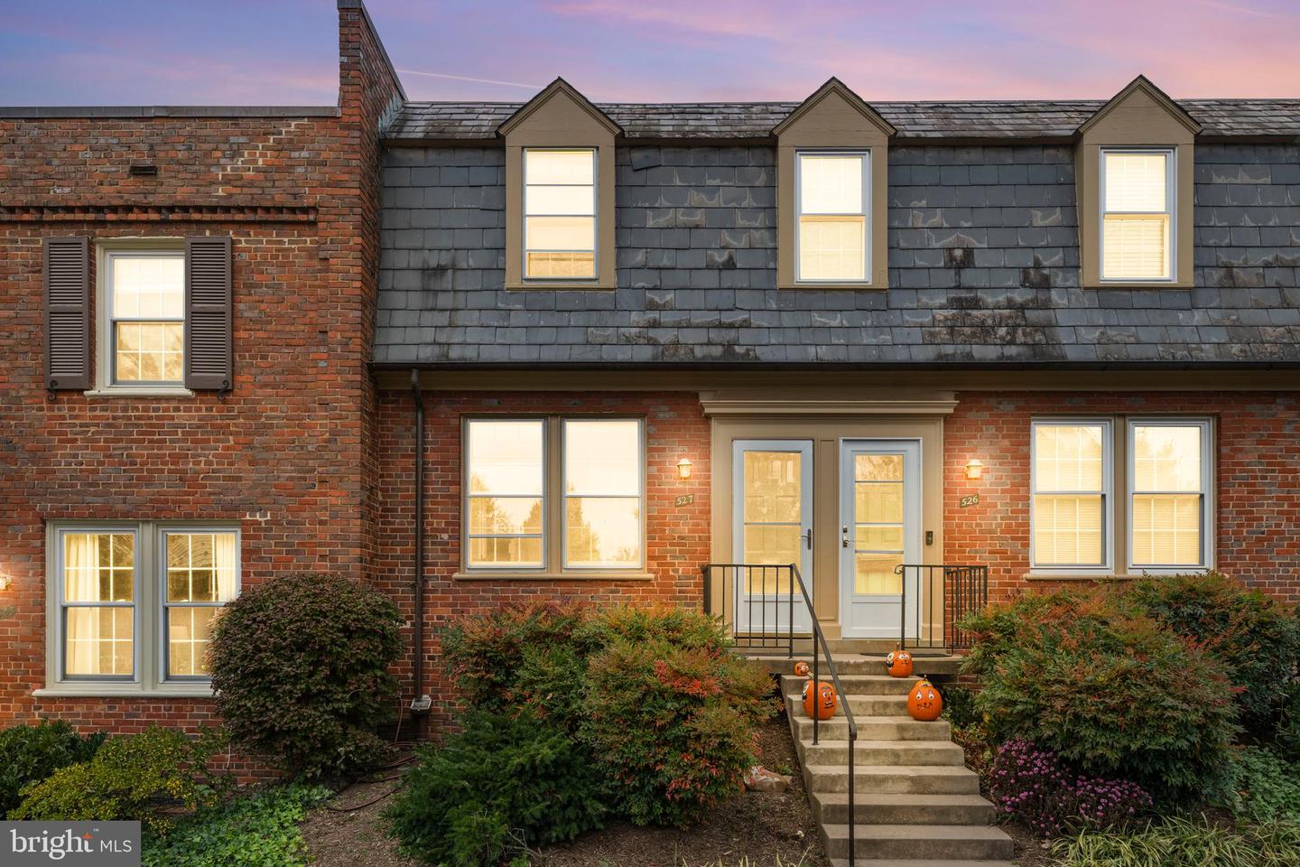 1400 S EDGEWOOD ST S #527, ARLINGTON, Virginia 22204, 2 Bedrooms Bedrooms, ,1 BathroomBathrooms,Residential,For sale,1400 S EDGEWOOD ST S #527,VAAR2065540 MLS # VAAR2065540 1400 S EDGEWOOD ST S #527, ARLINGTON, Virginia 22204, 2 Bedrooms Bedrooms, ,1 BathroomBathrooms,Residential,For sale,1400 S EDGEWOOD ST S #527,VAAR2065540 MLS # VAAR2065540