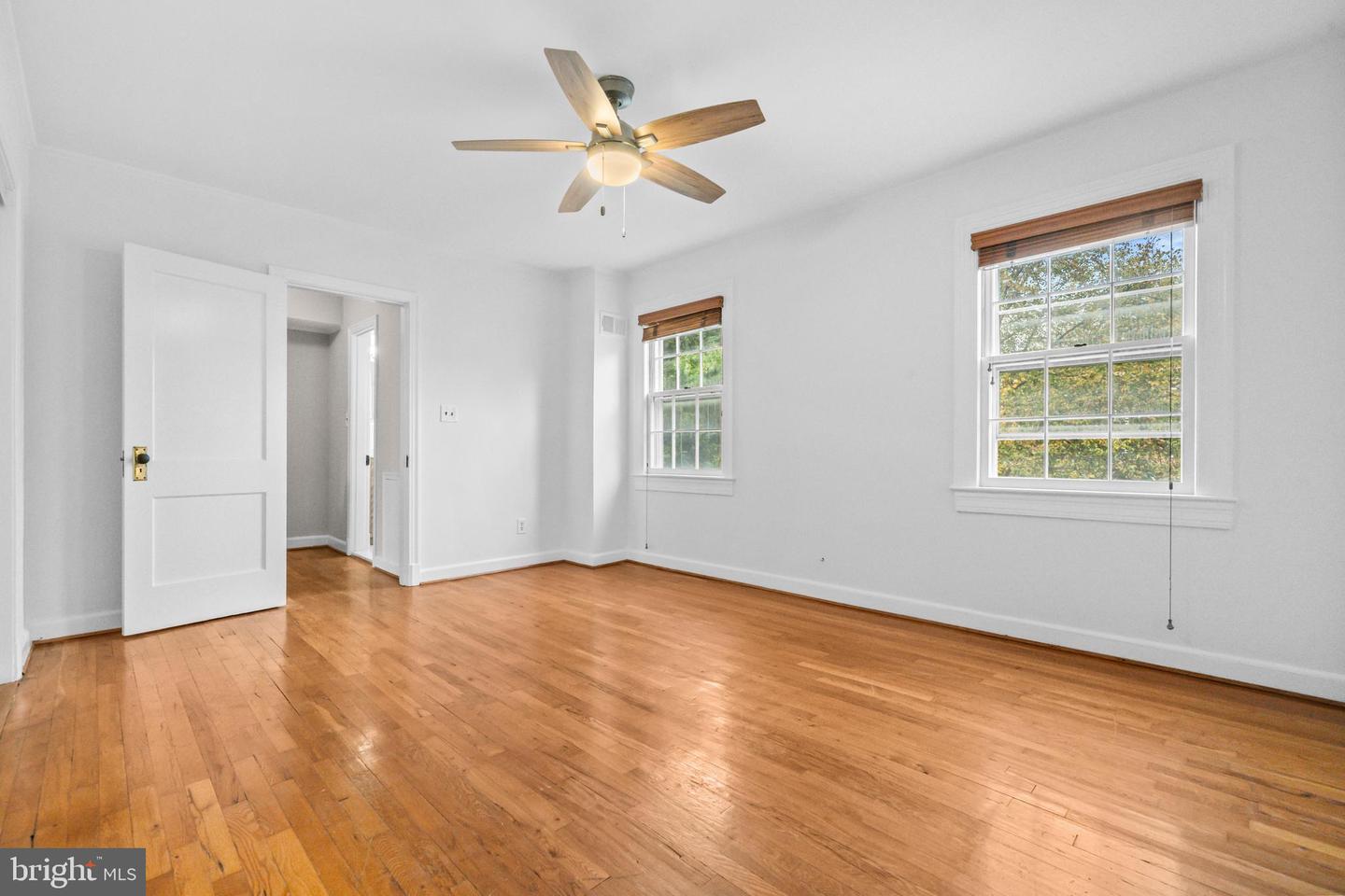 1400 S EDGEWOOD ST S #527, ARLINGTON, Virginia 22204, 2 Bedrooms Bedrooms, ,1 BathroomBathrooms,Residential,For sale,1400 S EDGEWOOD ST S #527,VAAR2065540 MLS # VAAR2065540 1400 S EDGEWOOD ST S #527, ARLINGTON, Virginia 22204, 2 Bedrooms Bedrooms, ,1 BathroomBathrooms,Residential,For sale,1400 S EDGEWOOD ST S #527,VAAR2065540 MLS # VAAR2065540