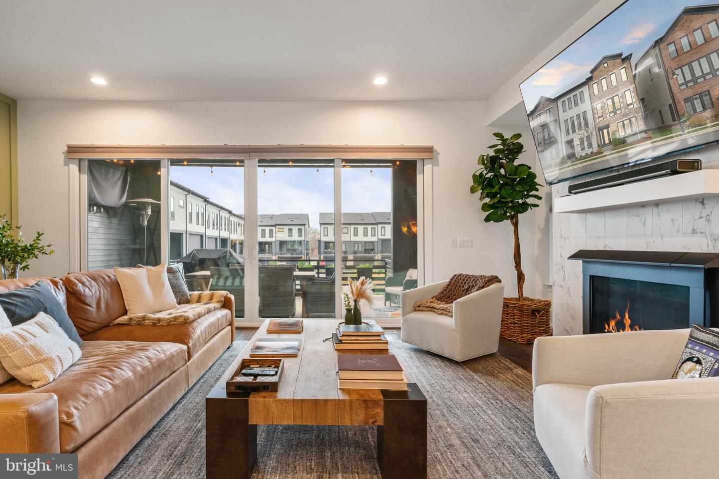 20379 CODMAN DR, ASHBURN, Virginia 20147, 4 Bedrooms Bedrooms, ,3 BathroomsBathrooms,Residential,For sale,20379 CODMAN DR,VALO2111438 MLS # VALO2111438