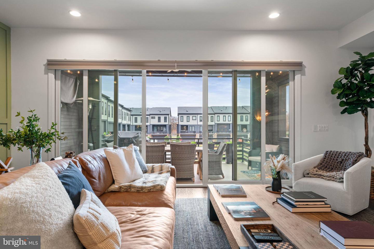 20379 CODMAN DR, ASHBURN, Virginia 20147, 4 Bedrooms Bedrooms, ,3 BathroomsBathrooms,Residential,For sale,20379 CODMAN DR,VALO2111438 MLS # VALO2111438