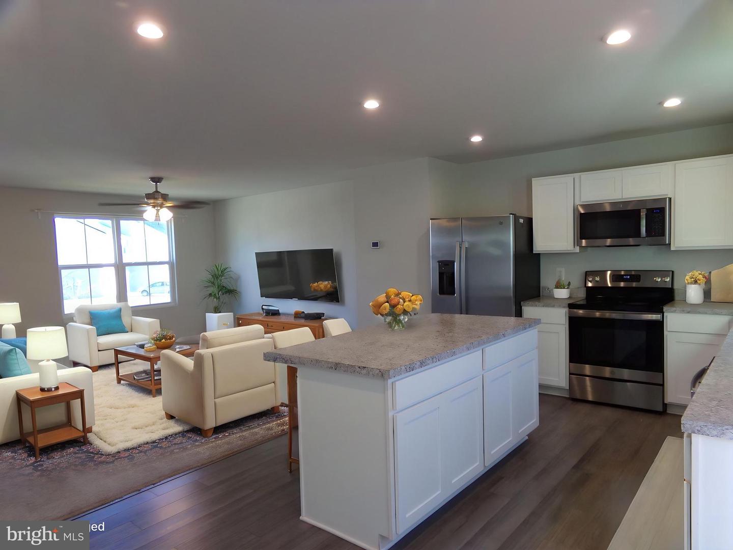 163 EMMET ST, MIDDLETOWN, Virginia 22645, 4 Bedrooms Bedrooms, ,2 BathroomsBathrooms,Residential,For sale,163 EMMET ST,VAFV2038186 MLS # VAFV2038186