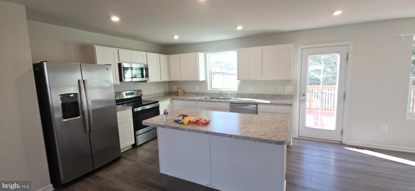 163 EMMET ST, MIDDLETOWN, Virginia 22645, 4 Bedrooms Bedrooms, ,2 BathroomsBathrooms,Residential,For sale,163 EMMET ST,VAFV2038186 MLS # VAFV2038186