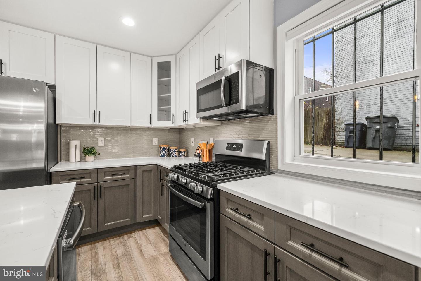 206 34TH ST SE, WASHINGTON, District Of Columbia 20019, 3 Bedrooms Bedrooms, ,2 BathroomsBathrooms,Residential,For sale,206 34TH ST SE,DCDC2232956 MLS # DCDC2232956