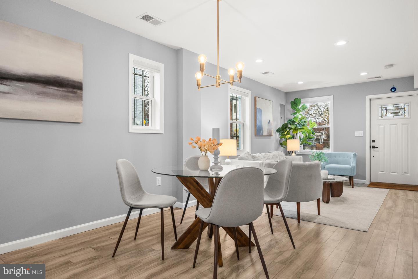 206 34TH ST SE, WASHINGTON, District Of Columbia 20019, 3 Bedrooms Bedrooms, ,2 BathroomsBathrooms,Residential,For sale,206 34TH ST SE,DCDC2232956 MLS # DCDC2232956