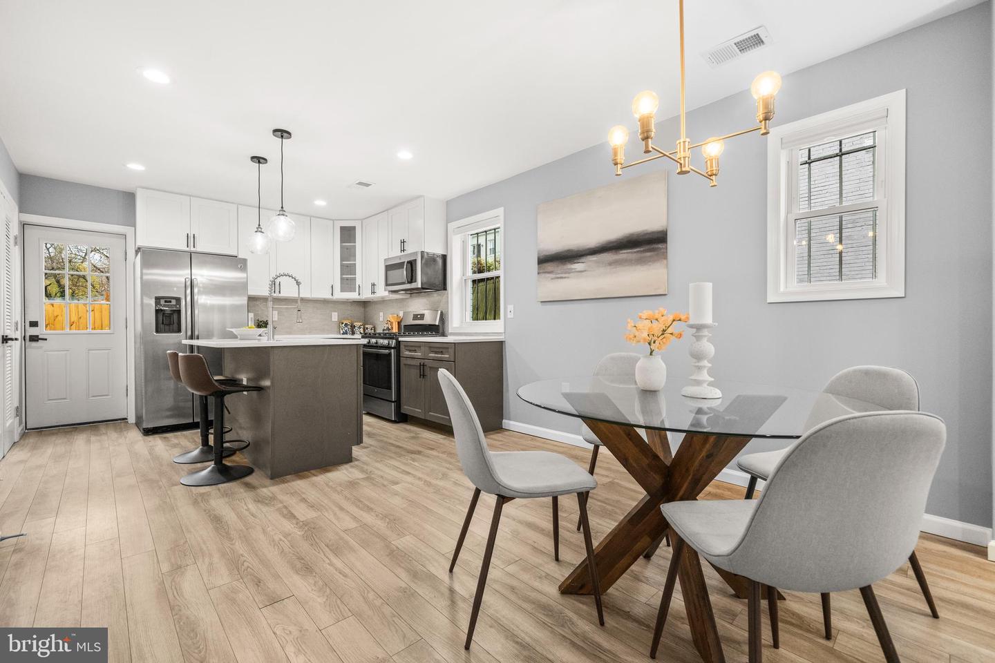 206 34TH ST SE, WASHINGTON, District Of Columbia 20019, 3 Bedrooms Bedrooms, ,2 BathroomsBathrooms,Residential,For sale,206 34TH ST SE,DCDC2232956 MLS # DCDC2232956