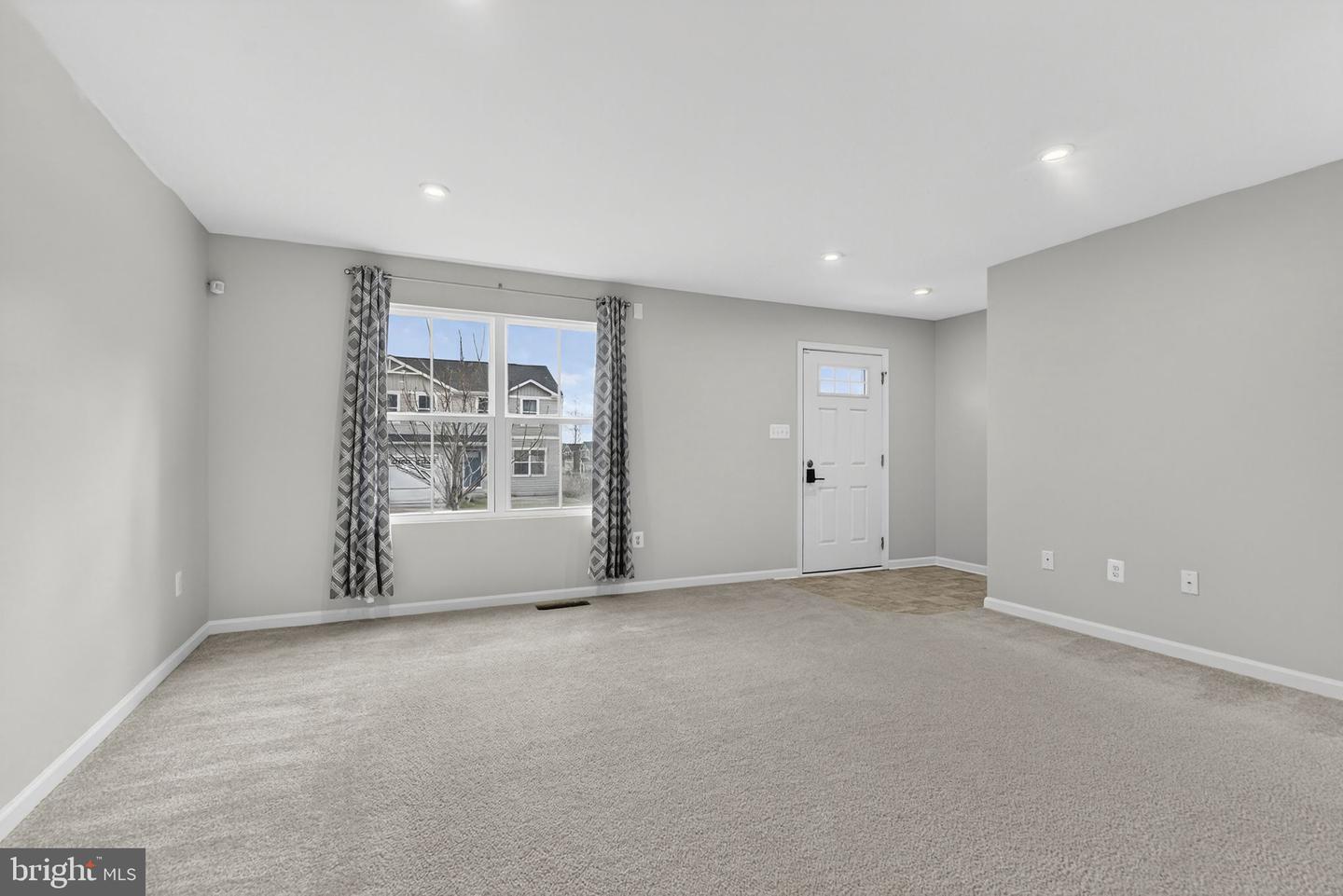 129 BIRMINGHAM, MIDDLETOWN, Virginia 22645, 4 Bedrooms Bedrooms, ,2 BathroomsBathrooms,Residential,For sale,129 BIRMINGHAM,VAFV2038238 MLS # VAFV2038238