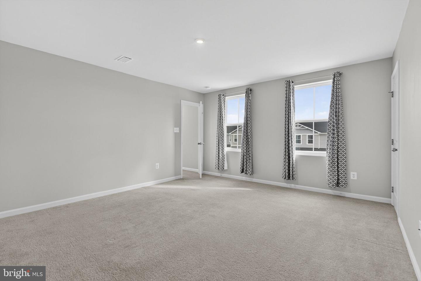 129 BIRMINGHAM, MIDDLETOWN, Virginia 22645, 4 Bedrooms Bedrooms, ,2 BathroomsBathrooms,Residential,For sale,129 BIRMINGHAM,VAFV2038238 MLS # VAFV2038238