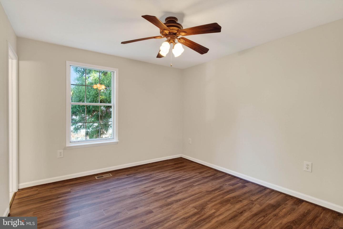 806 CATTAIL LN NE, LEESBURG, Virginia 20176, 4 Bedrooms Bedrooms, ,3 BathroomsBathrooms,Residential,For sale,806 CATTAIL LN NE,VALO2111772 MLS # VALO2111772