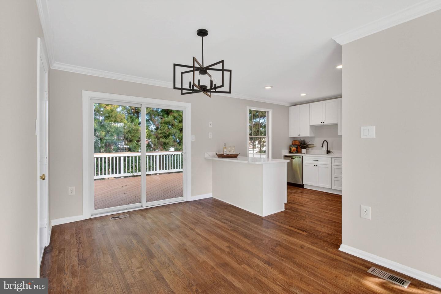 806 CATTAIL LN NE, LEESBURG, Virginia 20176, 4 Bedrooms Bedrooms, ,3 BathroomsBathrooms,Residential,For sale,806 CATTAIL LN NE,VALO2111772 MLS # VALO2111772