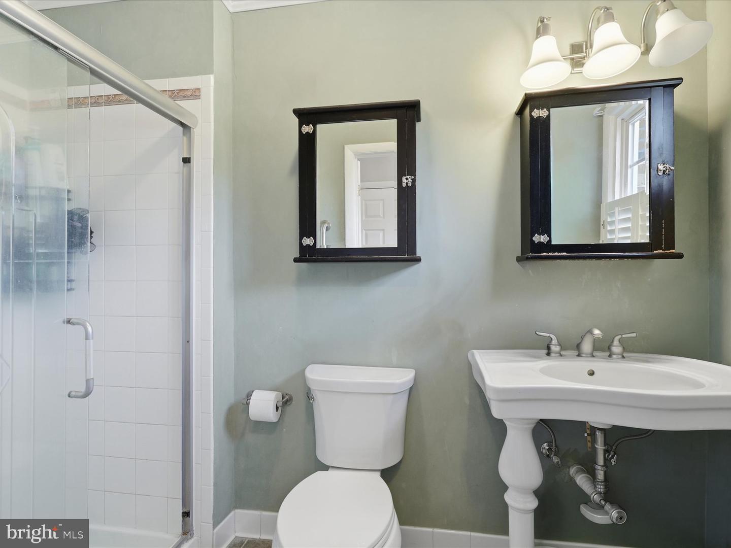 11130 CHAPEL RD, FAIRFAX STATION, Virginia 22039, 6 Bedrooms Bedrooms, ,4 BathroomsBathrooms,Residential,For sale,11130 CHAPEL RD,VAFX2280736 MLS # VAFX2280736